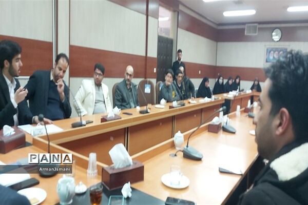 اولین نشست جوانان فعال  عرصه ی رسانه در خلیل‌آباد