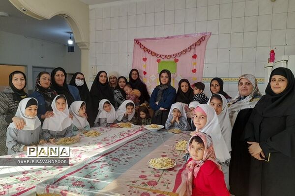 برگزاری کارگاه آموزش آشپزی مادران و دختران در فشافویه