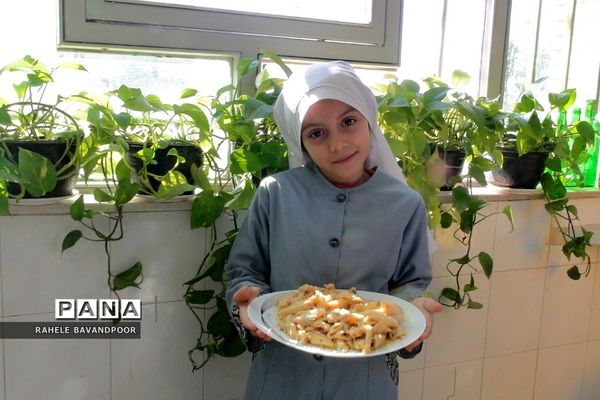 برگزاری کارگاه آموزش آشپزی مادران و دختران در فشافویه