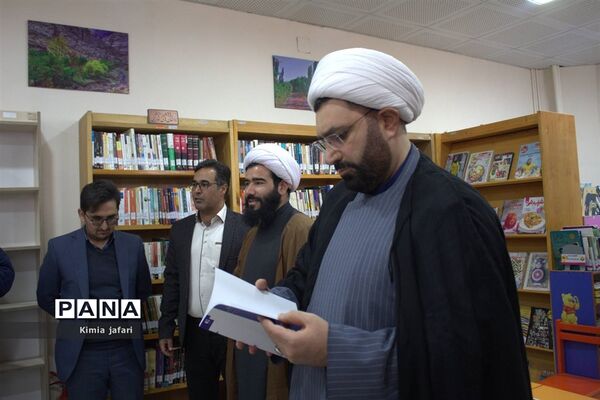 مراسم تودیع و معارفه رئیس اداره کتابخانه‌های عمومی شهرستان کوهسرخ