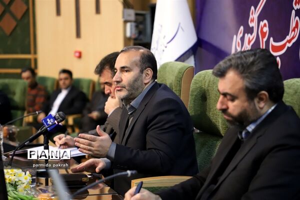 نشست تخصصی مدیران‌کل استان‌ها و مسئولان ادارات ارزیابی عملکرد آموزش و پرورش قطب ۴ کشوری