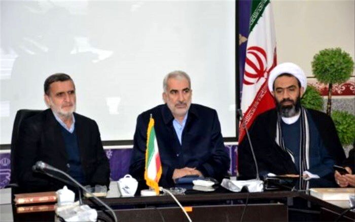 بررسی مسائل و مشکلات مدارس خمینی‌شهر با حضور وزیر آموزش و پرورش