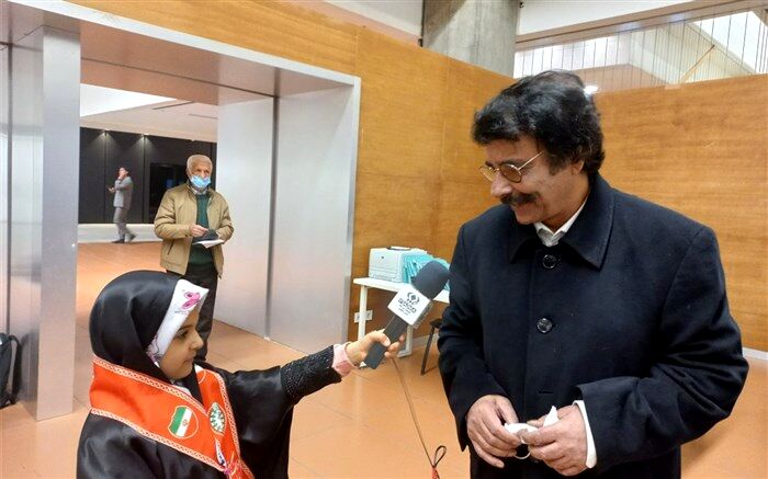 دانش‌آموزان باید عشق به انجام کار را  یاد بگیرند/فیلم
