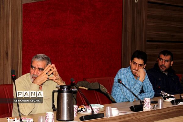 نشست هم‌اندیشی فرماندهان بسیج دانش‌آموزی شهرستان‌های استان تهران