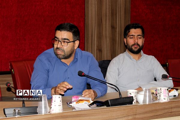 نشست هم‌اندیشی فرماندهان بسیج دانش‌آموزی شهرستان‌های استان تهران