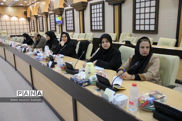 نشست خبری معاون هماهنگی امور اقتصادی استانداری بوشهر