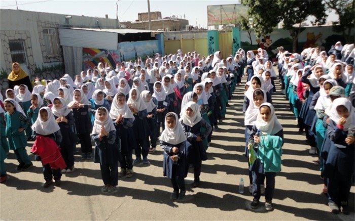 ادارات، مدارس و بانک‌های البرز تعطیل شد