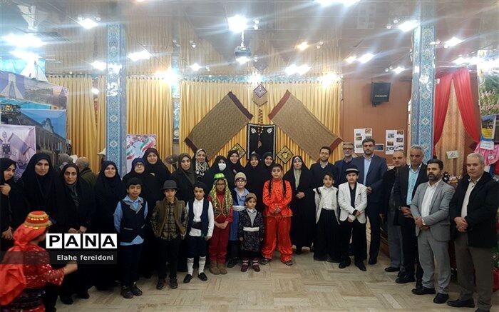 متولیان تعلیم و تربیت درجهت مقابله با تهاجم فرهنگی نقش کلیدی دارند
