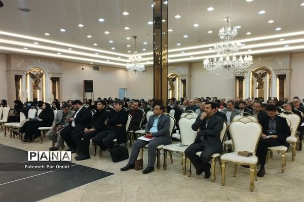 همایش روسای حوزه‌های اجرایی آزمون سراسری دی 1401شهرستان‌های استان تهران در اسلامشهر