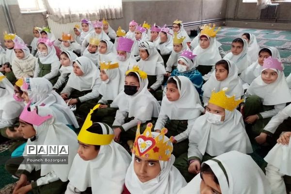 جشن حفظ سوره‌های قرآن کریم دانش‌آموزان آموزشگاه الله‌اکبر اسلامشهر