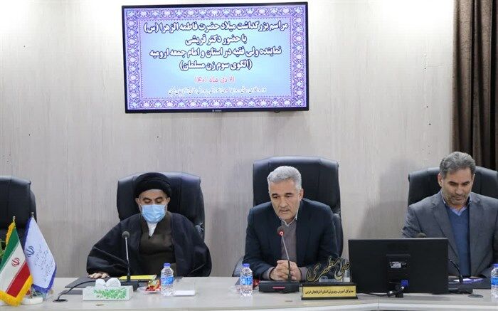 بانوان فرهنگی باید در زمینه جهاد تبیین پیشقدم و پیشرو باشند