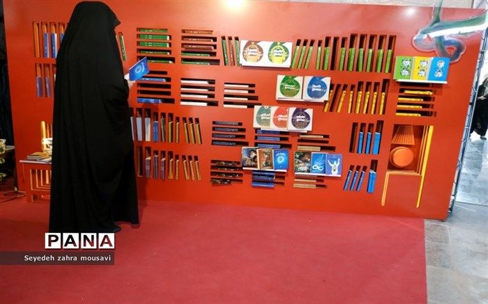 شاهد خلأ گفتمانی در حوزه کودک و نوجوان هستیم