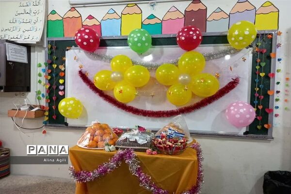 جشن میلاد حضرت فاطمه زهرا(س) درآموزشگاه مکتب الاحرار اسلامشهر