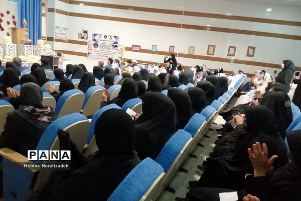 برگزاری مراسم میلادحضرت زهرا (س) در بدره