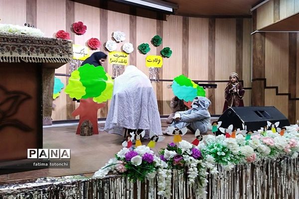 جشن میلاد حضرت زهرا(س) در کانون فرهنگی تربیتی حضرت زینب (س) ناحیه 3 شیراز