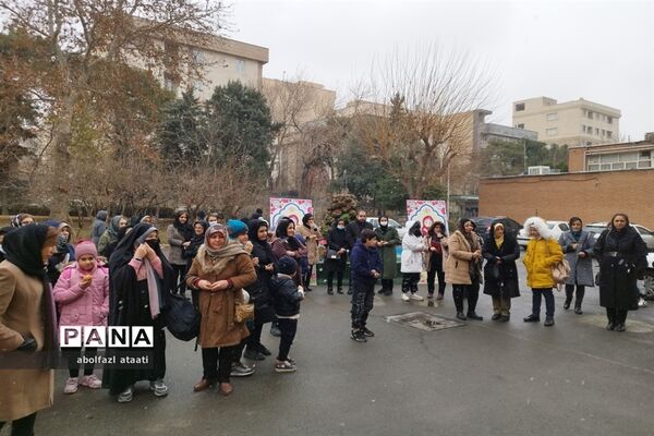 برگزاری آیین سپاس مادر در کانون فرهنگی تربیتی سلمان منطقه ۱۰