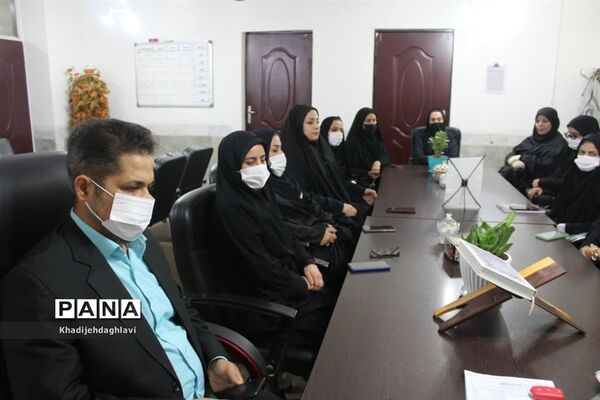 تقدیر از بانوان فرهنگی آموزش و پرورش شهرستان حمیدیه