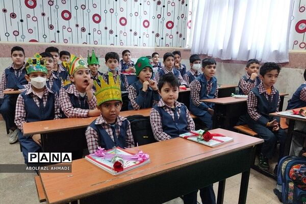 جشن قرآن دبستان پسرانه شهیدان قمی فشافویه