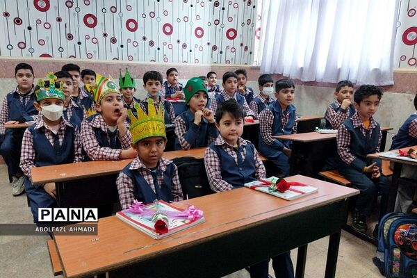 جشن قرآن دبستان پسرانه شهیدان قمی فشافویه