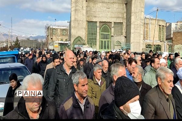 محکومیت توهین به رهبری و مرجعیت