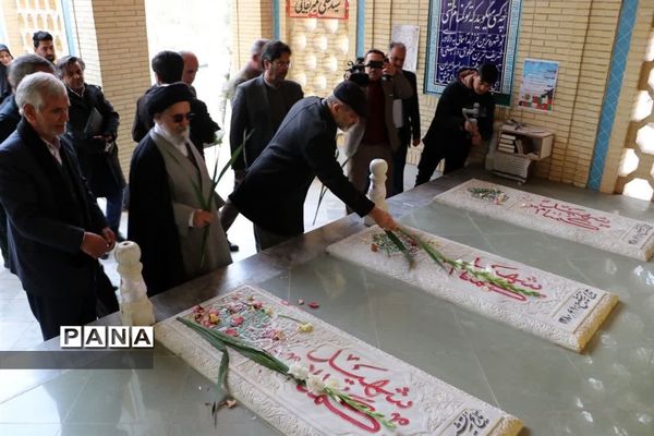 بازدید وزیر کشور از پروژه‌های ابرکوه