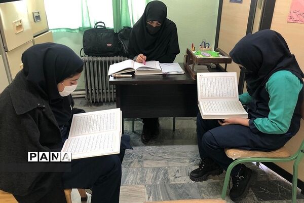 برگزاری مسابقات قرآن و عترت  آموزشگاهی در بین دانش‌آموزان رودهن