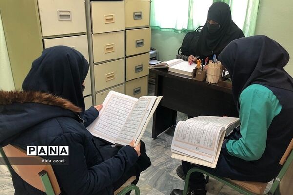 برگزاری مسابقات قرآن و عترت  آموزشگاهی در بین دانش‌آموزان رودهن