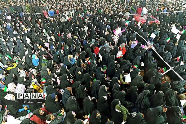استقبال بی‌نظیر مردم شهرستان خاتم از رئیس‌جمهوری