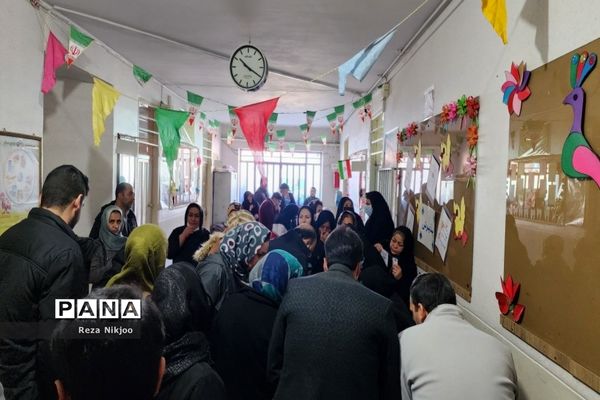 اردوی جهادی ستاد توانمندسازی و تحول اجتماعی در شهرستان بهارستان