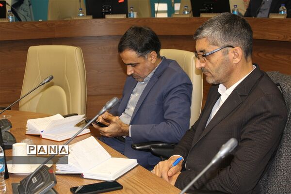 برگزاری جلسه قرارگاه جهادی عدالت تربیتی برابر استان اصفهان با حضور وزیر آموزش و پرورش