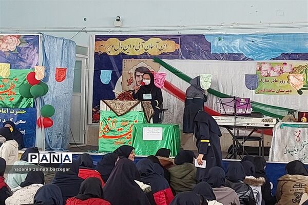 تجلیل از همسران و دختران شهدا و جانبازان همزمان با جشن میلاد حضرت زهرا(س) در شیراز