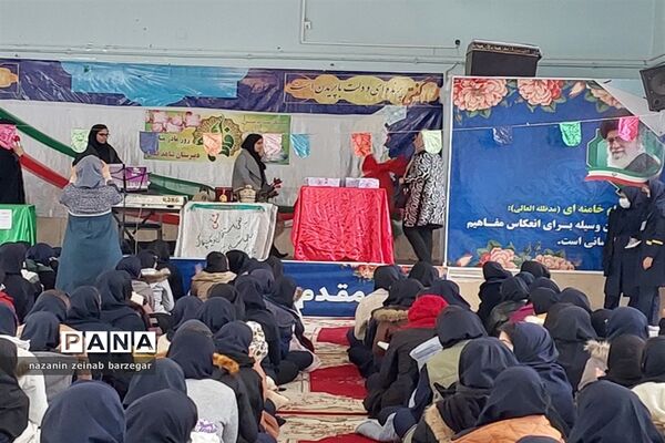 تجلیل از همسران و دختران شهدا و جانبازان همزمان با جشن میلاد حضرت زهرا(س) در شیراز