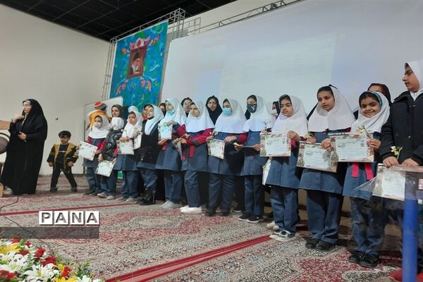 مراسم جشن سپاس مادر در ابرکوه