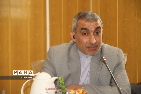 برگزاری گردهمایی کارشناسان تکنولوژی و گروه‌های آموزشی متوسطه قطب 3 استان خوزستان