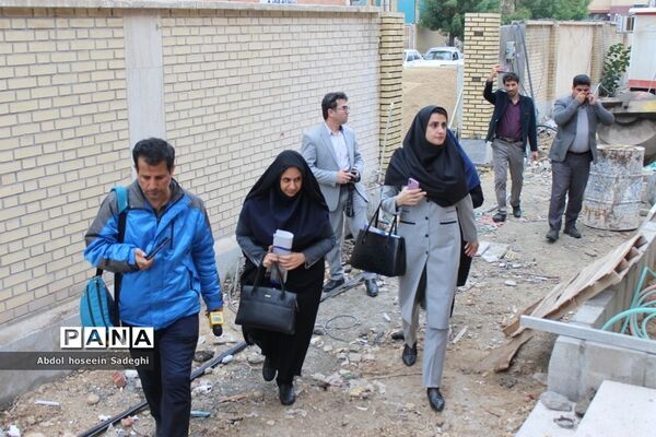 بازدید خبرنگاران از مدرسه دوستان در بوشهر