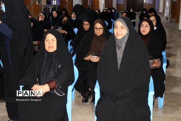 مراسم غبارروبی و عطرافشانی گلزار شهدا در بوشهر