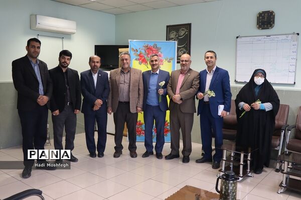 تجلیل از بانوان شاغل در حوزه  اداره‌کل آموزش و پرورش فارس