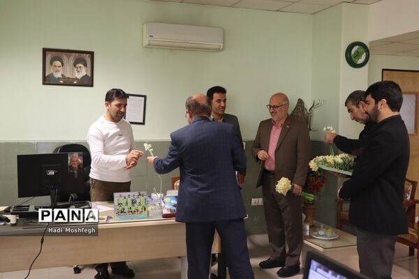 تجلیل از بانوان شاغل در حوزه  اداره‌کل آموزش و پرورش فارس