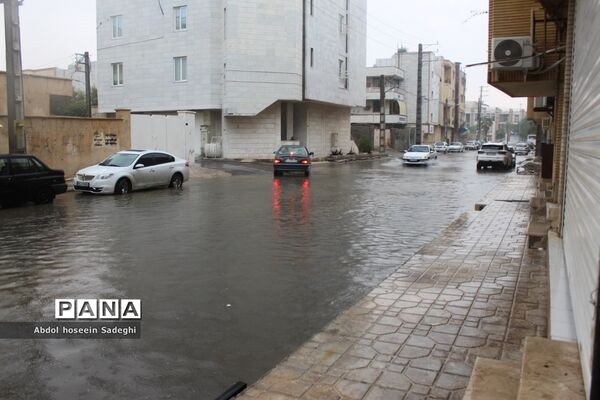 بارش باران و آبگرفتگی معابر در بوشهر
