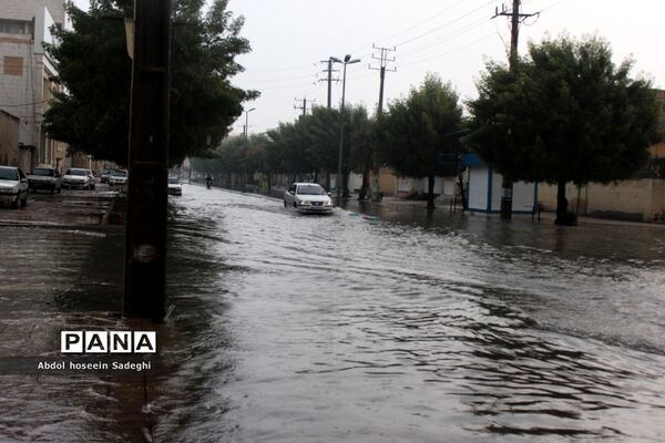 بارش باران و آبگرفتگی معابر در بوشهر