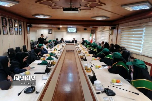 اولین گردهمایی شهرداران مدارس منطقه ۱۸