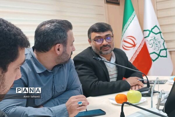 اولین گردهمایی شهرداران مدارس منطقه ۱۸