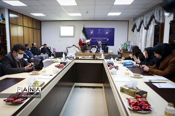 پاسخگویی وزیر آموزش و پرورش به مطالبات مردم با حضور در مرکز ارتباطات مردمی نهاد ریاست‌جمهوری