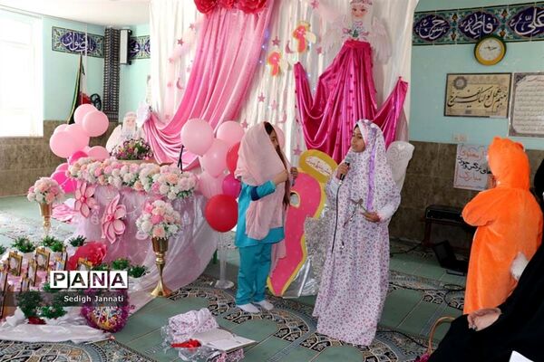 برگزاری جشن تکلیف مدارس آباده