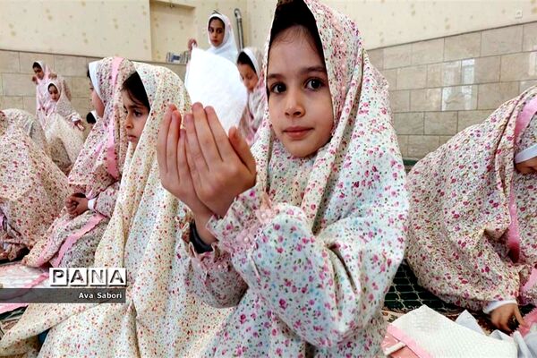 مسجد امام حسن (ع) آباده میزبان جشن تکلیف نه ساله‌ها