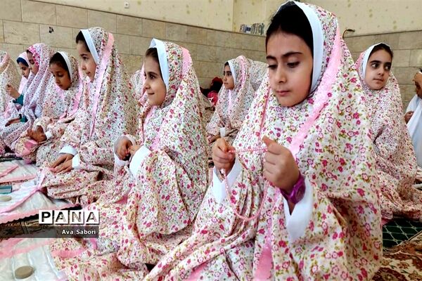 مسجد امام حسن (ع) آباده میزبان جشن تکلیف نه ساله‌ها