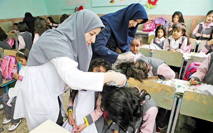 بیش از ۵ هزارمراقب سلامت در مدارس کشور فعالیت می‌کنند
