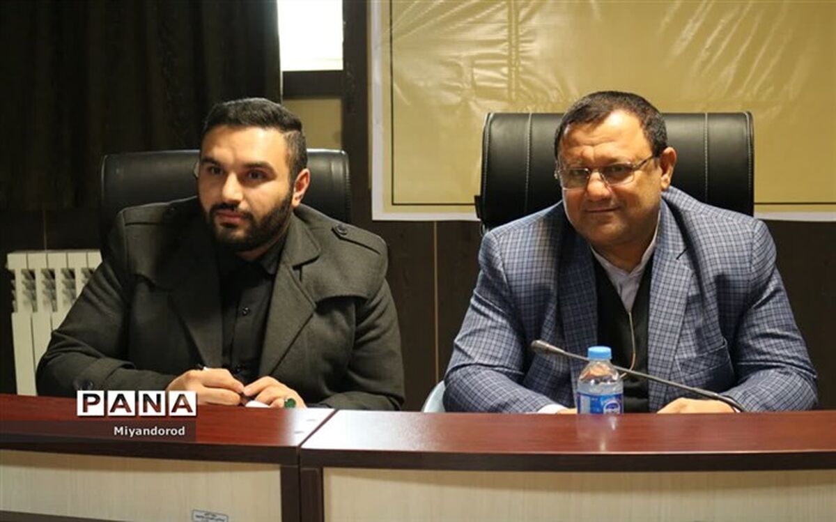 روابط عمومی‌ها چشم و چراغ هر اداره هستند