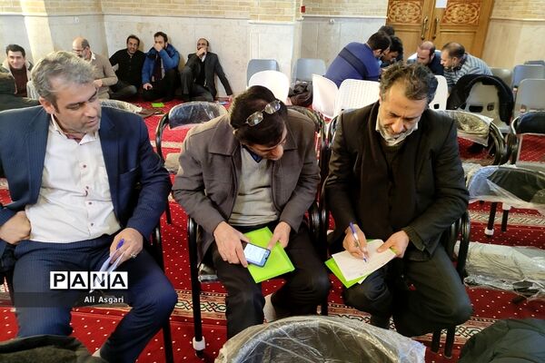 کارگاه آسیب‌ها و ویژگی‌های نوجوان امروزی در حاشیه دوره راه مربی در دماوند
