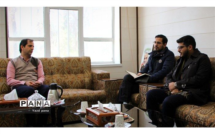 تأکید رؤسای سازمان دانش‌آموزی و بنیاد نخبگان استان یزد بر همکاری در حوزه دانش‌آموزی